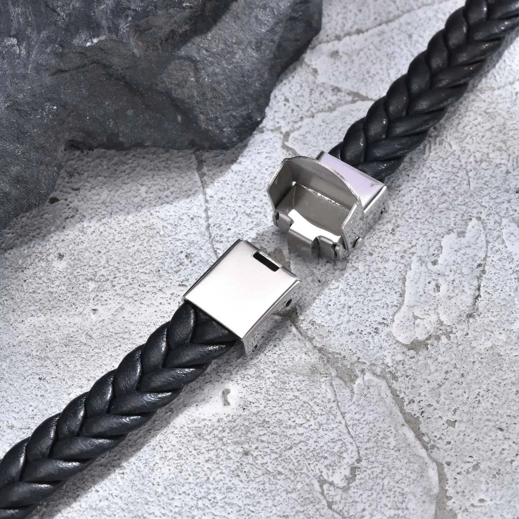 PENDRA Aevnora Custom Engraved Bracelet