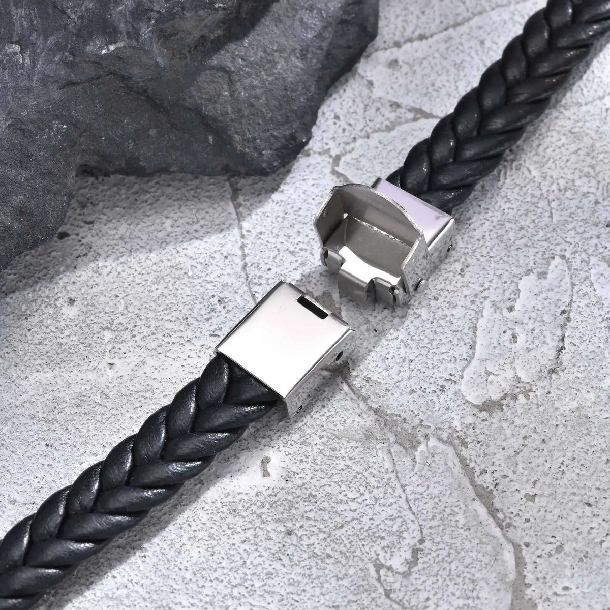PENDRA Aevnora Custom Engraved Bracelet