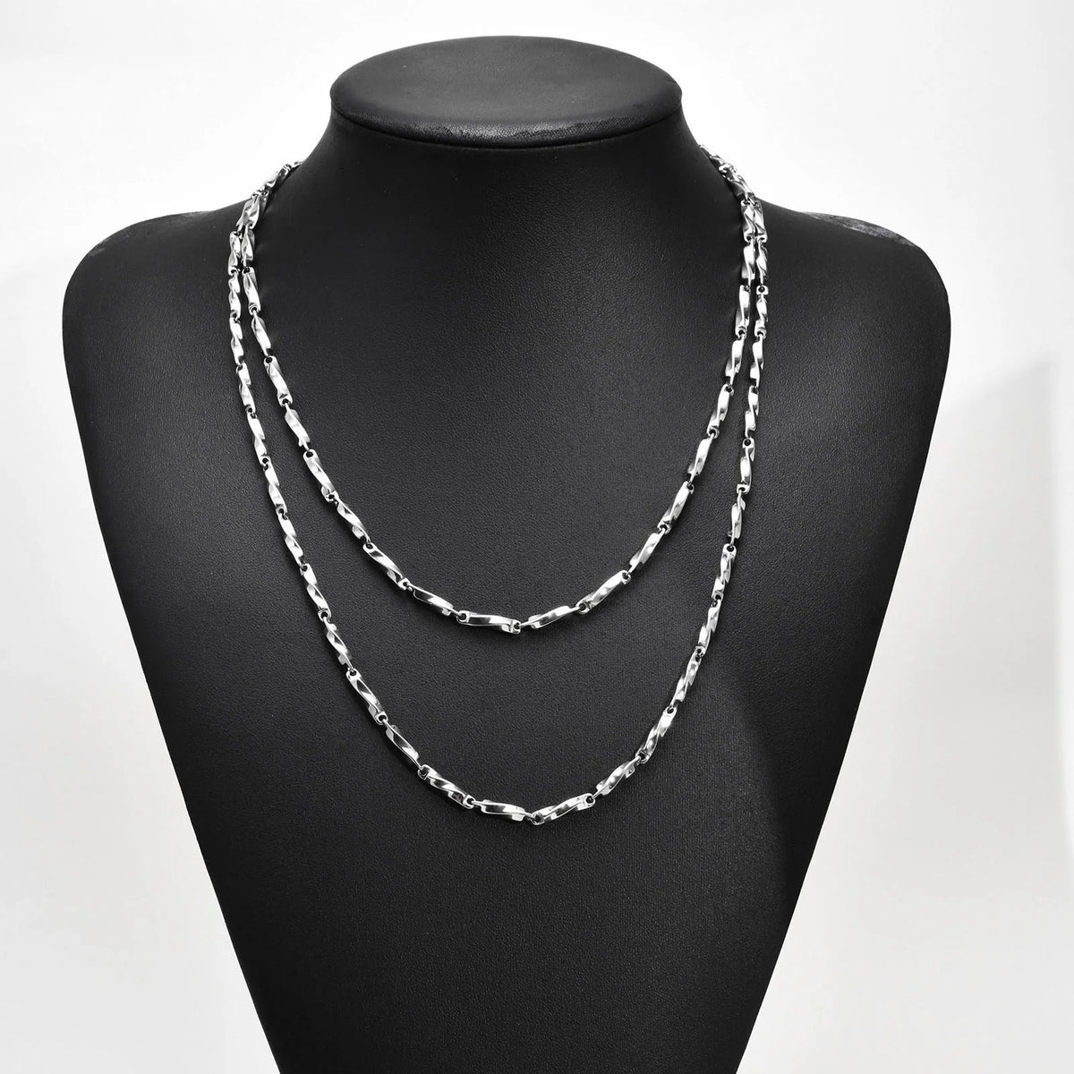 4mm Mobius Chain Necklaces for Men Boys,Thin Stainless Steel Geometric Twisted Links Choker Collar,