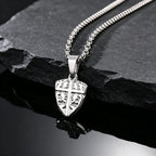 PENDRA Cross Small Pendant Necklace