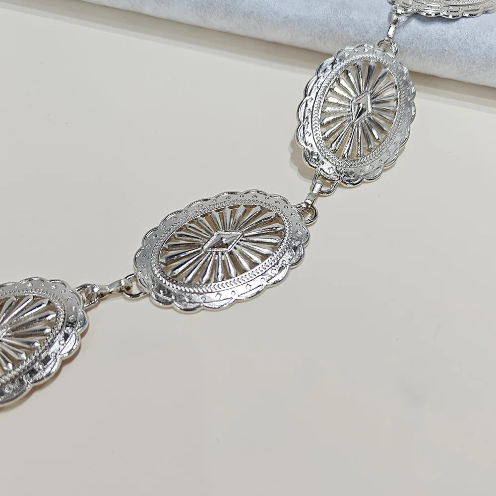 Vintage Oval Craved Metal Waist Chain for Women Retro Style Exquisite Gold Color Plated Belt Chains Fashion Body Jewelry Gifts