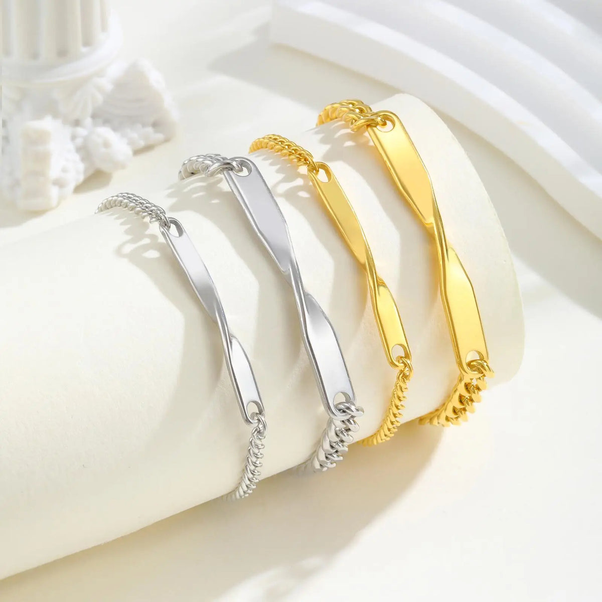 Simple Couple Bracelets for Women Men,Waterproof Stainless Steel Adjustable Mobius Bracelet,Anniversary Birthday Gift