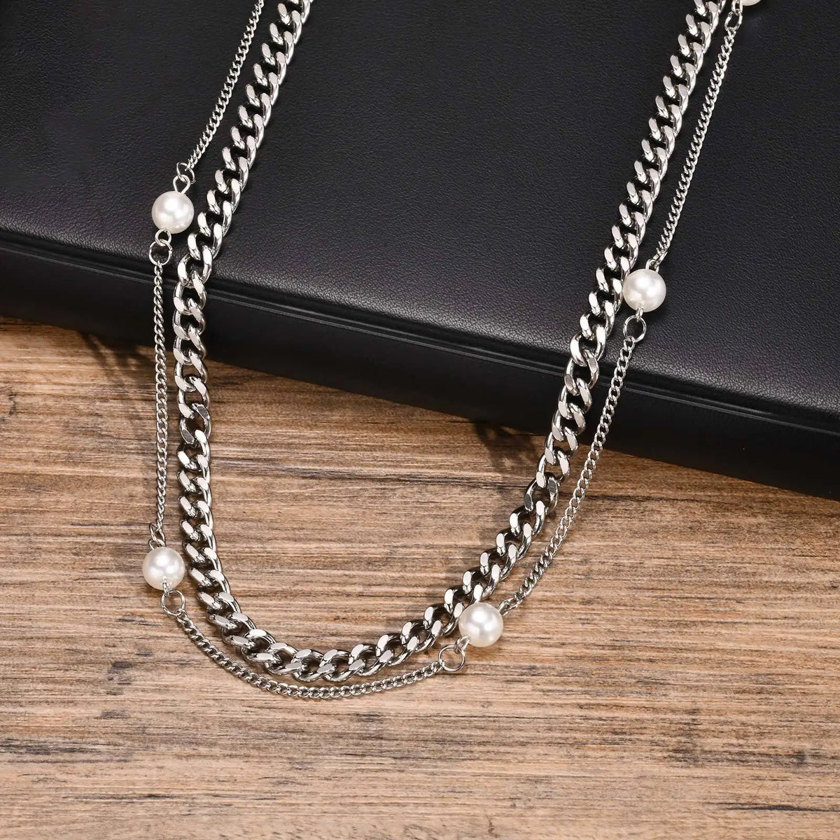 PENDRA Pearl Cuban Chain Necklace