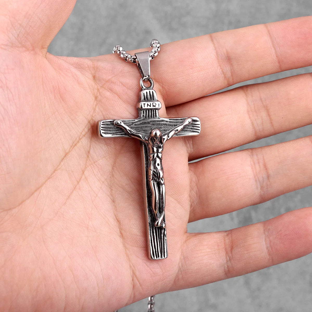 PENDRA Wrenlith Cross Charm Necklace