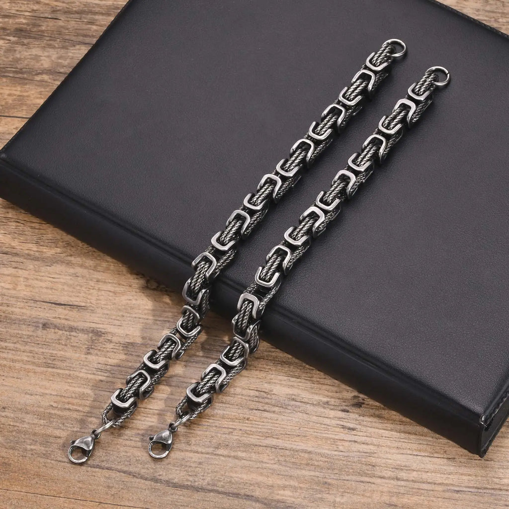 PENDRA Chunky Byzantine Bracelet