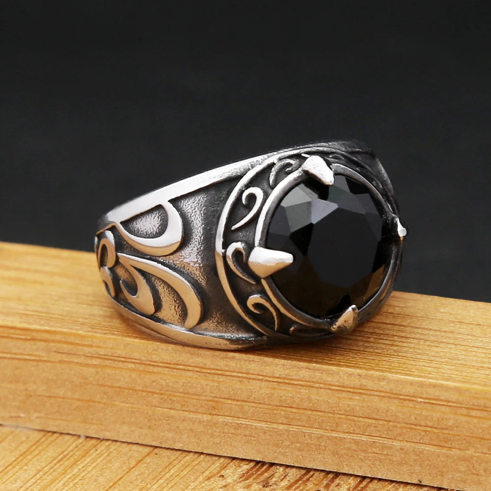 PENDRA Dragonclaw Gothic Stainless Steel Ring
