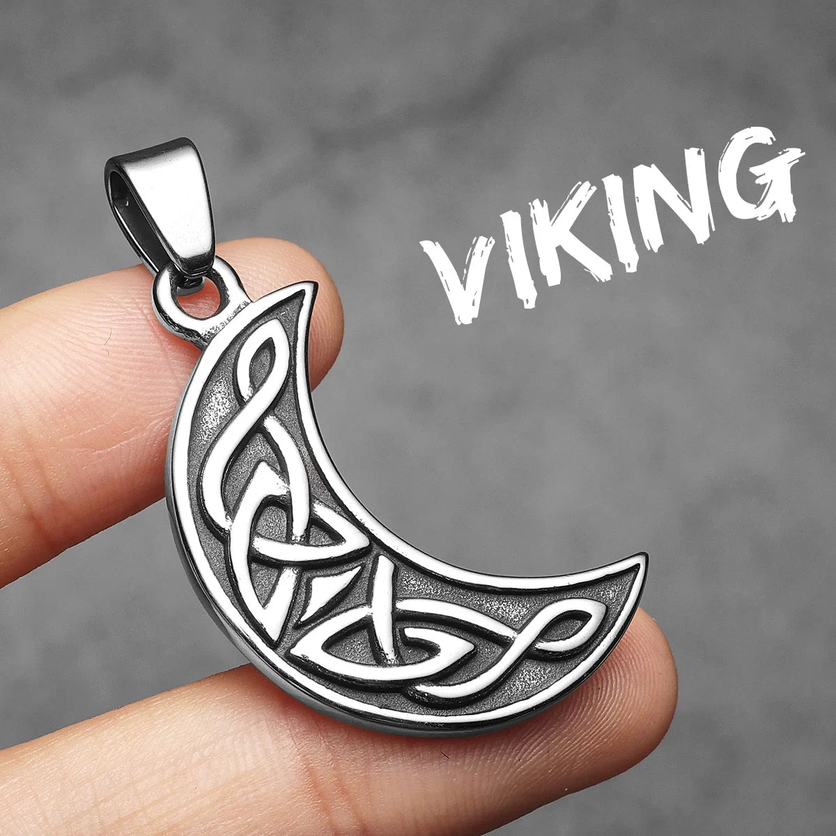 PENDRA Tavzane Viking Rune Necklace