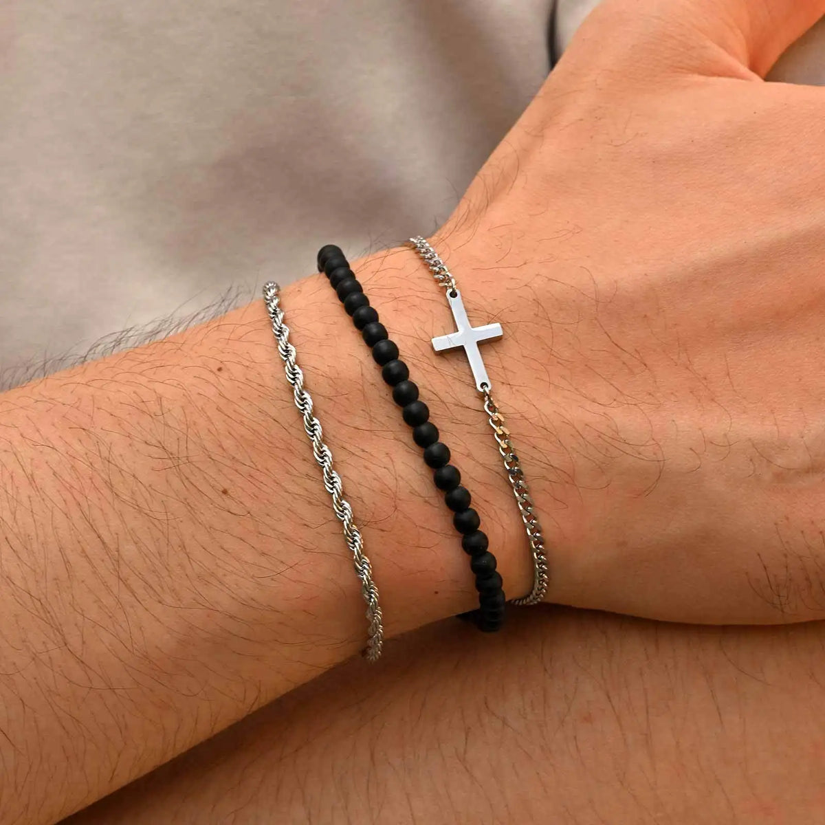 PENDRA Cross Link Bracelet