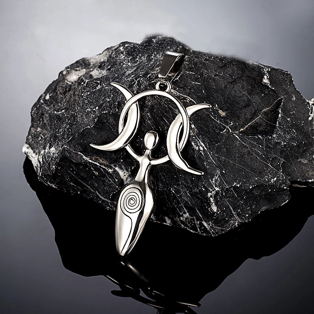 PENDRA Moon Norse Necklace