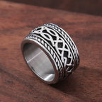 PENDRA Celticknot Spiral Celtic Knot Ring