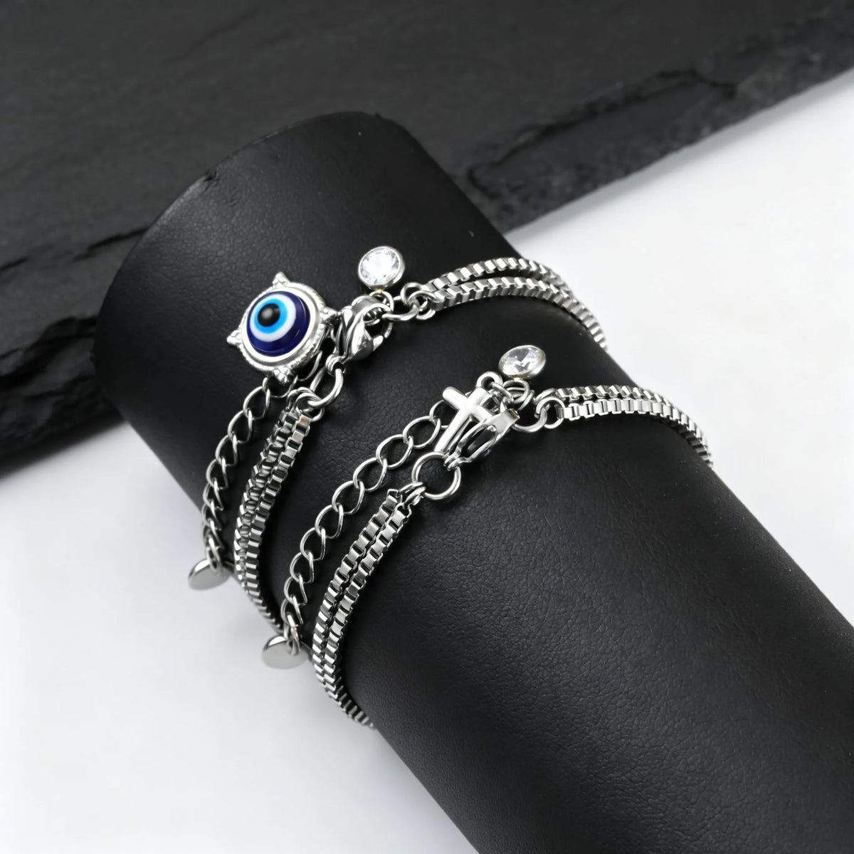 PENDRA Square Box Evil Bracelet