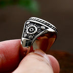PENDRA Piratefang Double Knife Skull Ring
