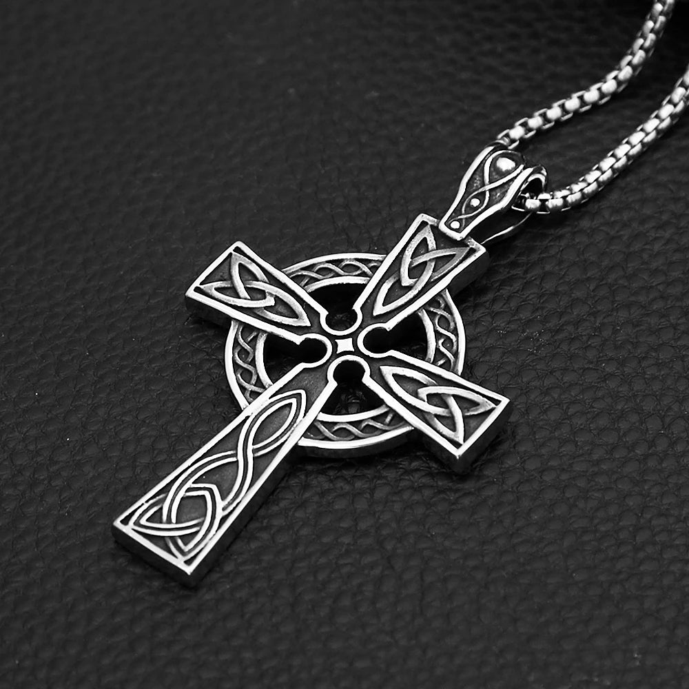 PENDRA Celticknot Nordic Celtic Knot Pendant
