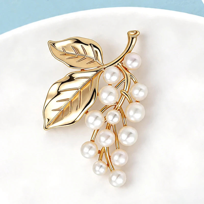 PENDRA Florielle26 Pearl Brooch
