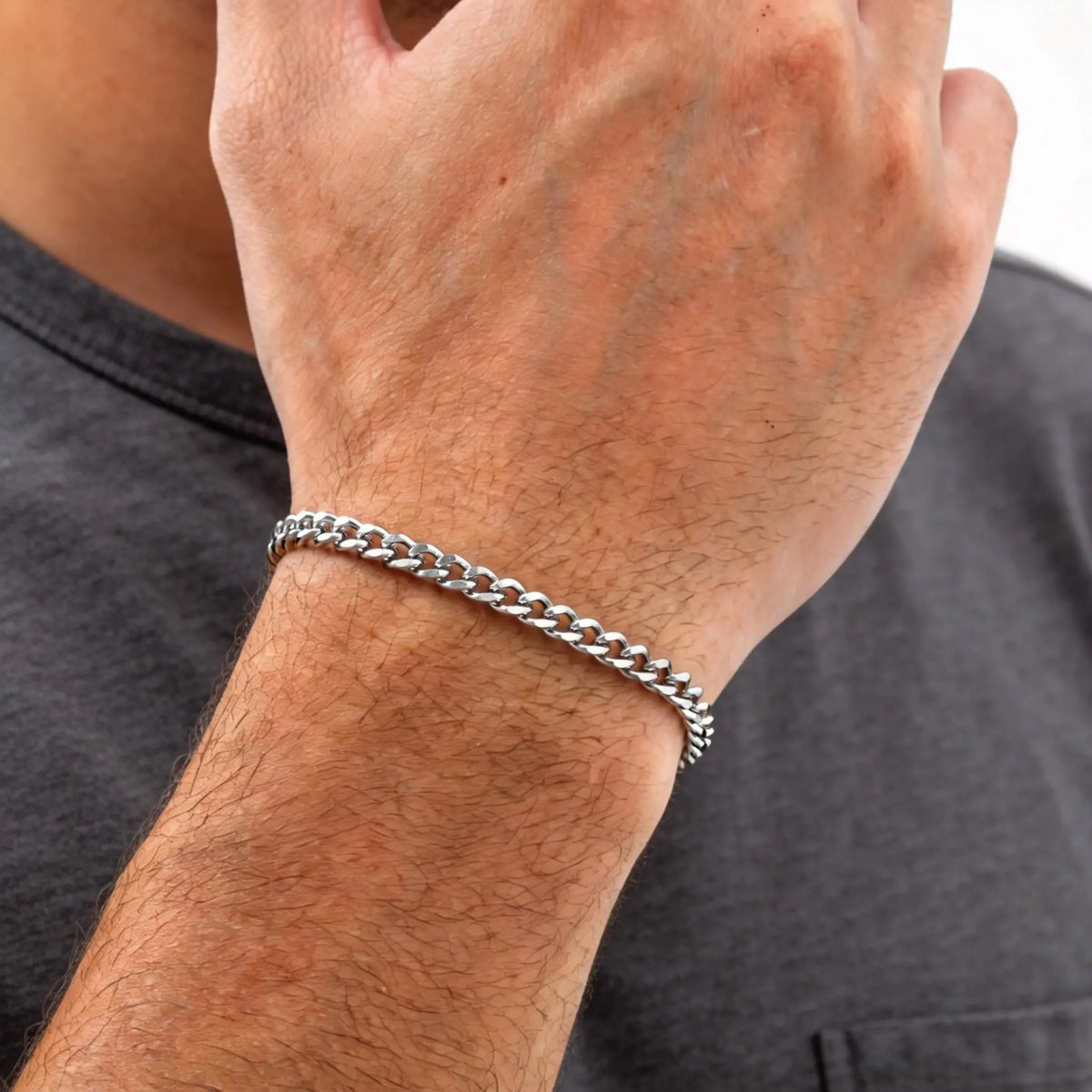 PENDRA Name Simple Bracelet