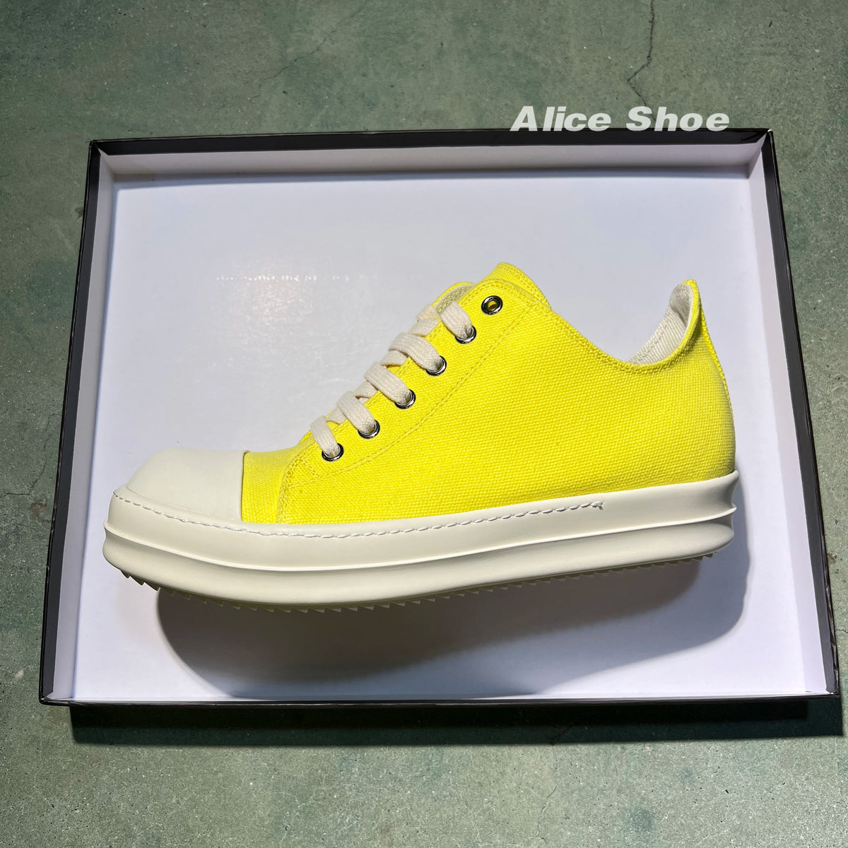 PENDRA Golden Canvas Gold Canvas Low-Top Lace-Up Thick-Sole Sneakers