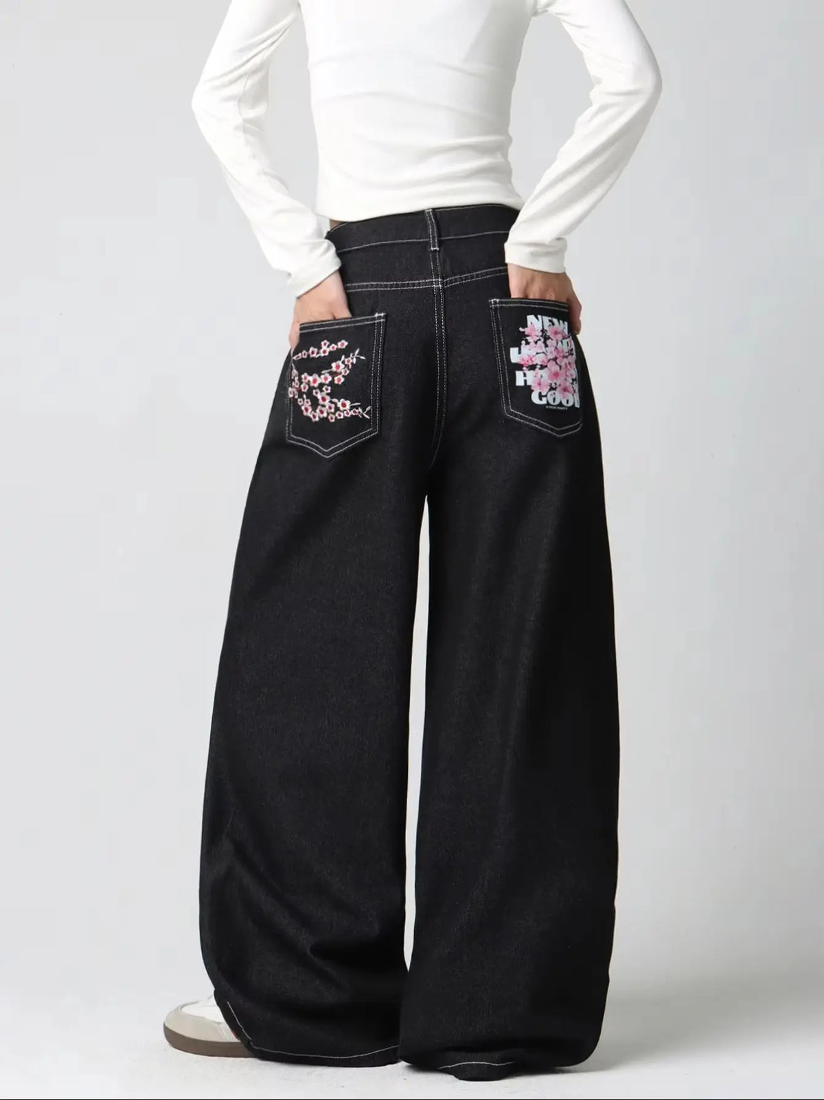 Women's Vintage American-Style Pocket Embroidered Print Loose High-Waist Wide-Leg Jeans Y2K Street Trend Simple Comfortable Everyday Versatile Pants