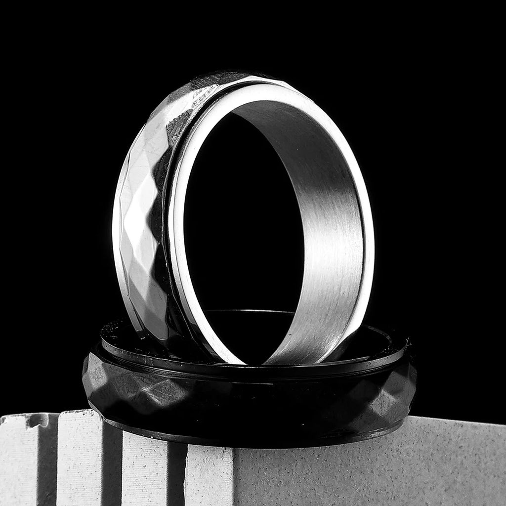 PENDRA Cuts Spinner Rock Steel Ring