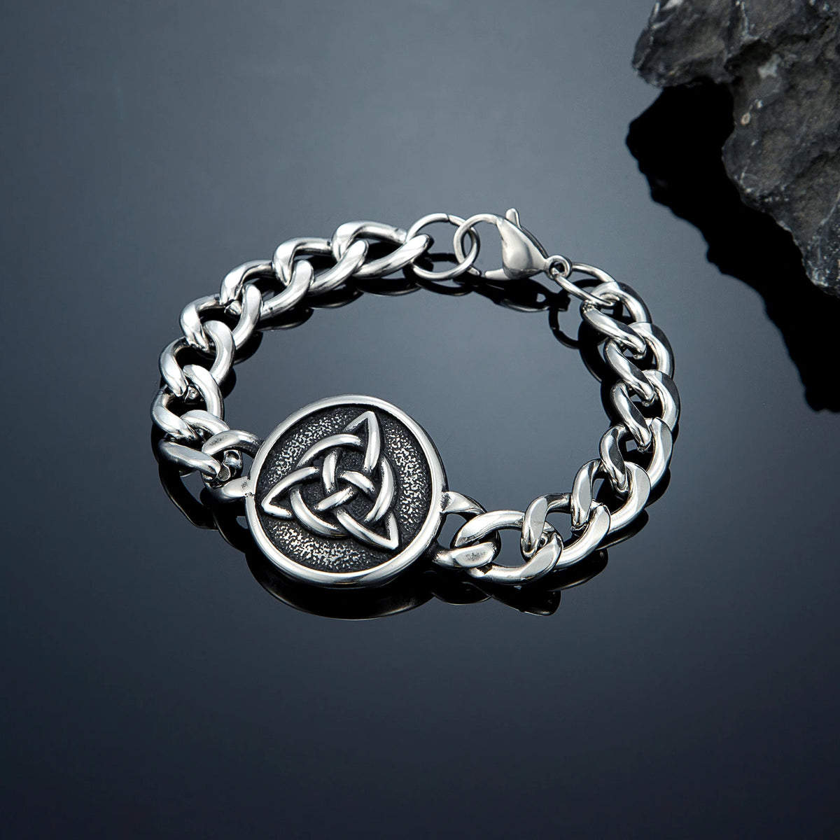 PENDRA Celtic Knot Classic Viking Bracelet