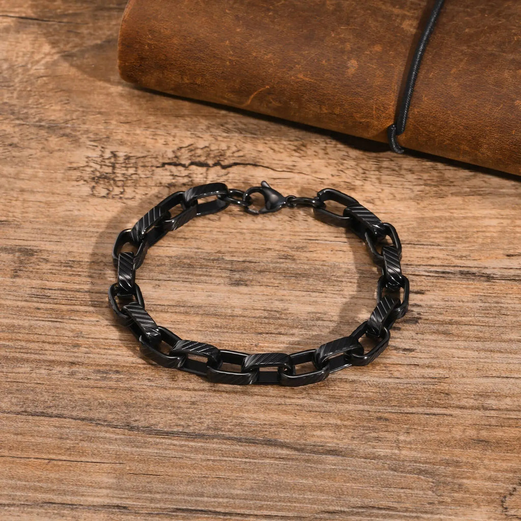 PENDRA Rectangular Chunky Bracelet
