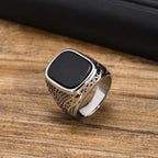 PENDRA Nerivara Signet Ring
