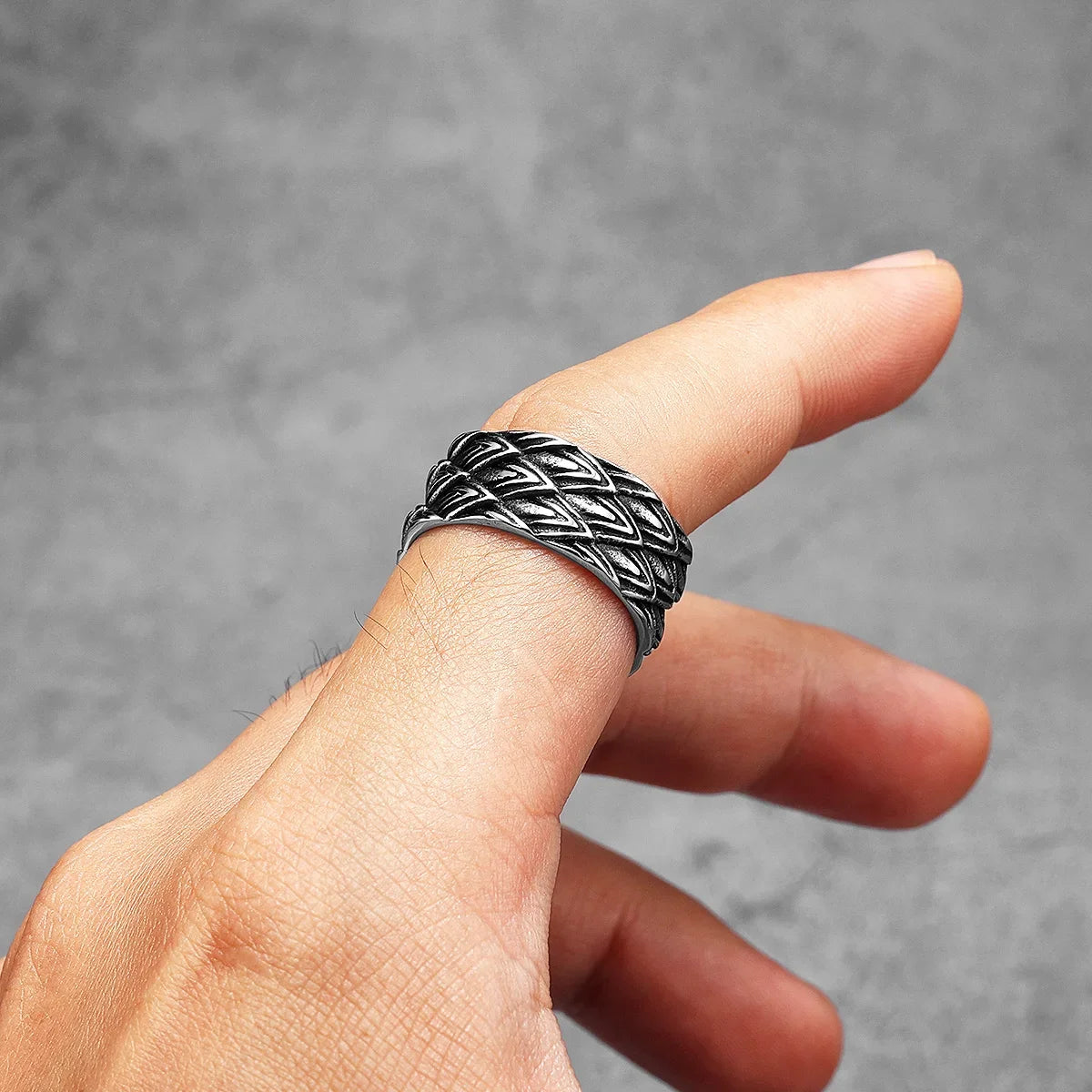 PENDRA Eagle Feather Rock Steel Ring