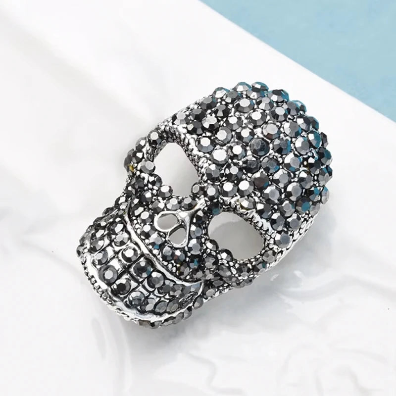 PENDRA Sparkling Rhinestone Skull Brooch