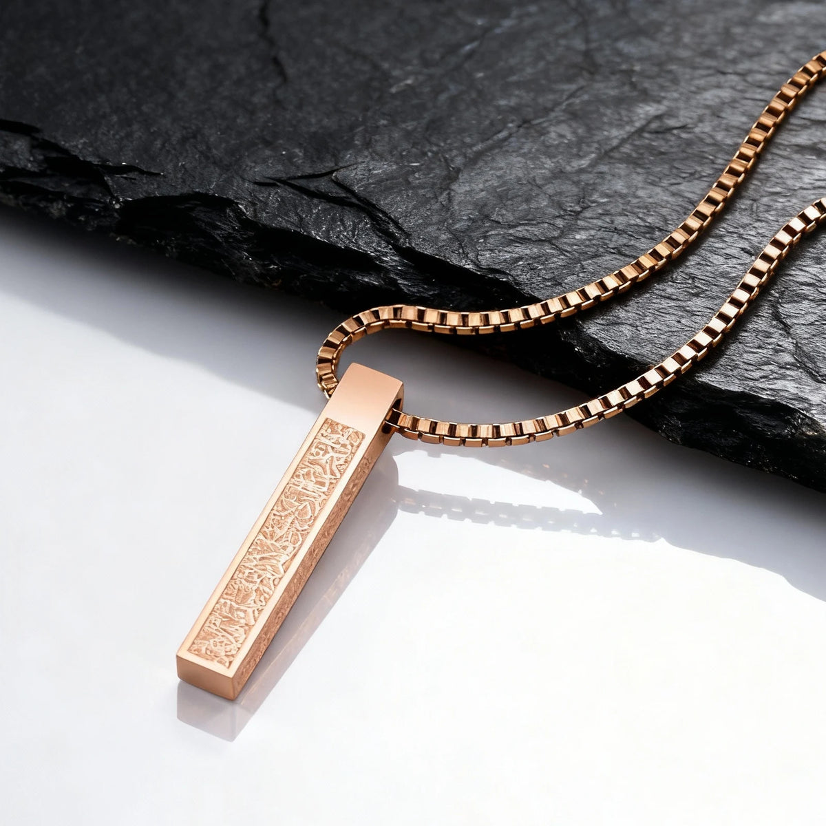 PENDRA Arabic Vertical Pendant Necklace
