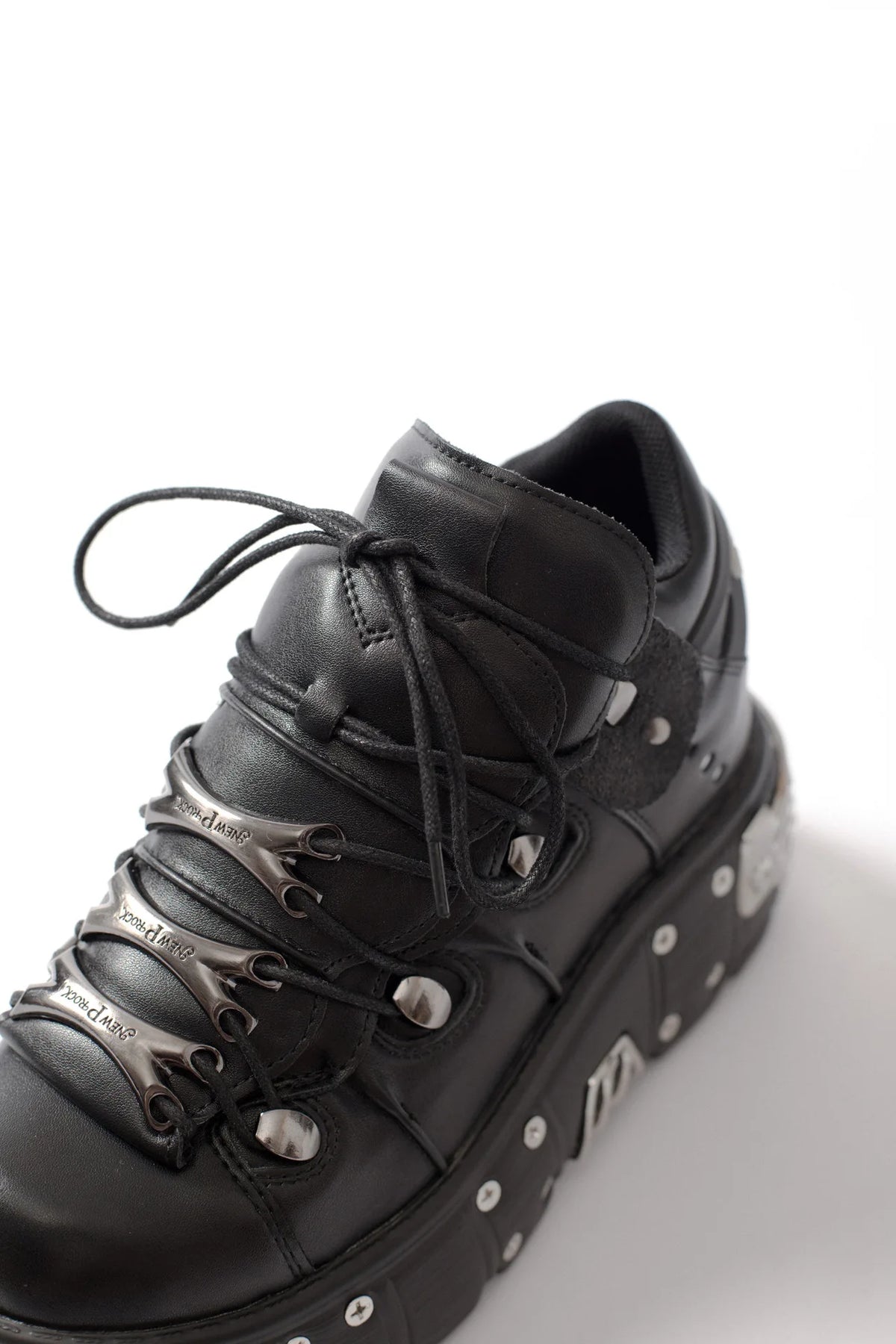PENDRA Lace Platform Ankle Boots