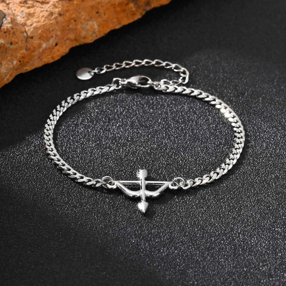 PENDRA Arrow Curb Bracelet