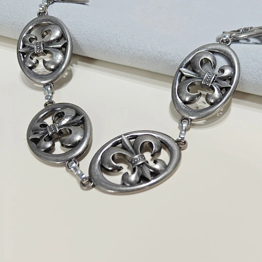PENDRA Irisessa Metal Silver Heart Luxury Belt