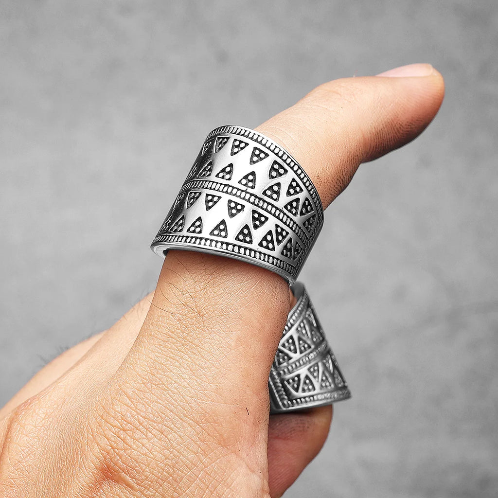 PENDRA Aesthetic Geometry Triangle Steel Ring