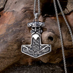 PENDRA Rune Vikings Necklace