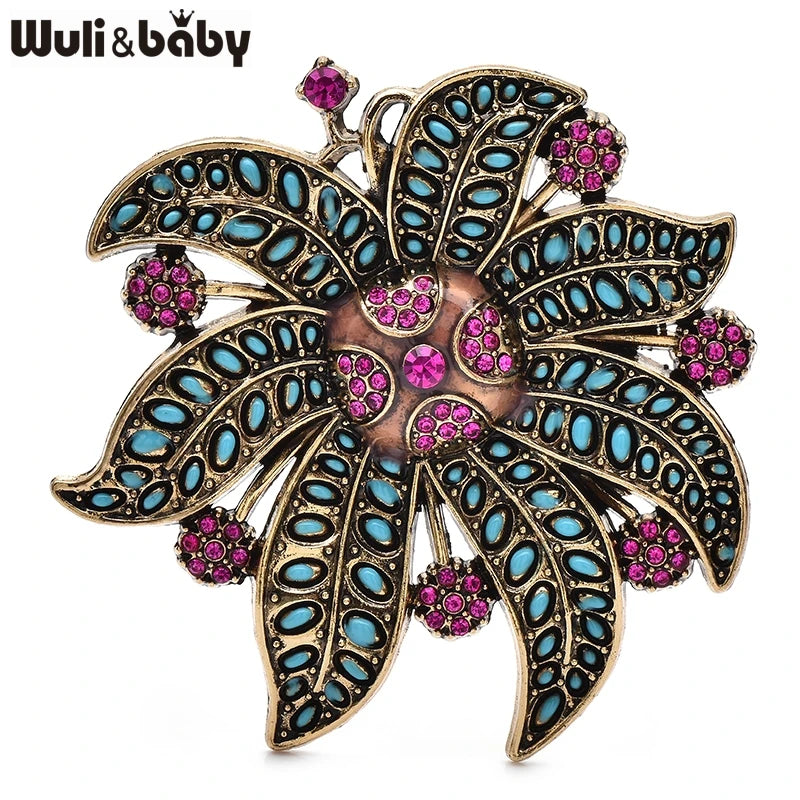 PENDRA Lilycrest Vintage Metal Rhinestone Flower Brooch