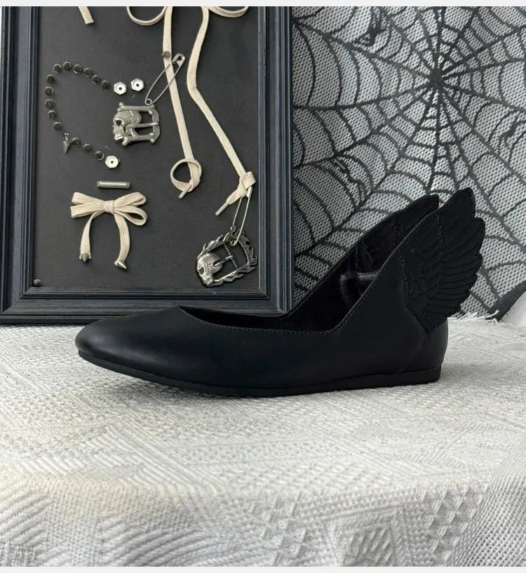PENDRA Flat Medieval Shallow Shoes