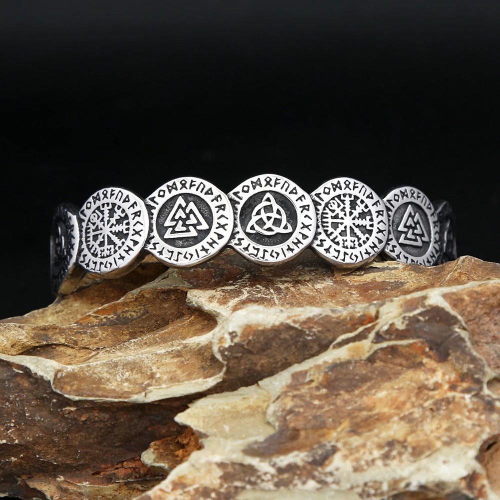 PENDRA Black Lion Stainless Steel Animal Bracelet