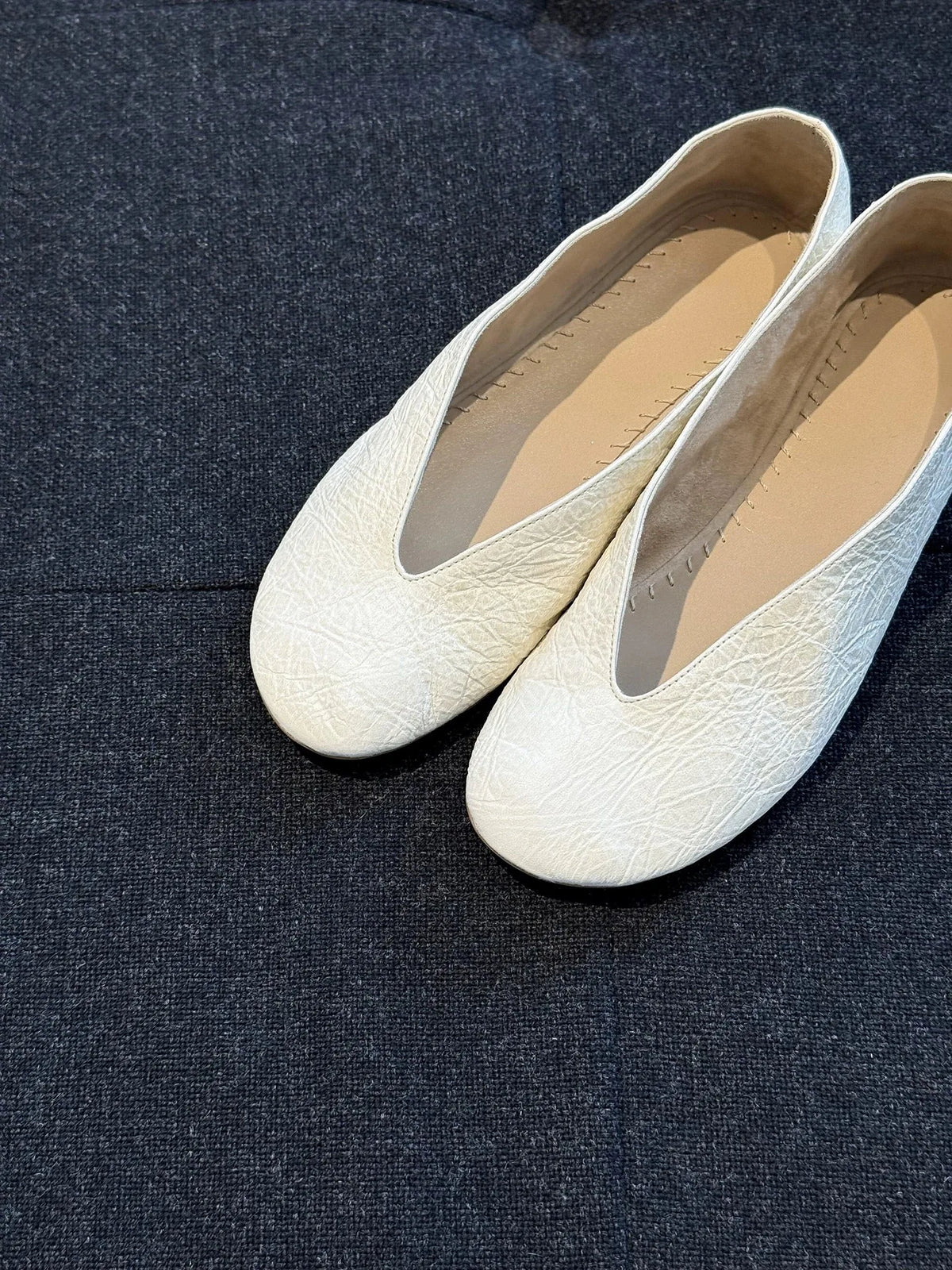 PENDRA Flat Spot Sheepskin Shoes