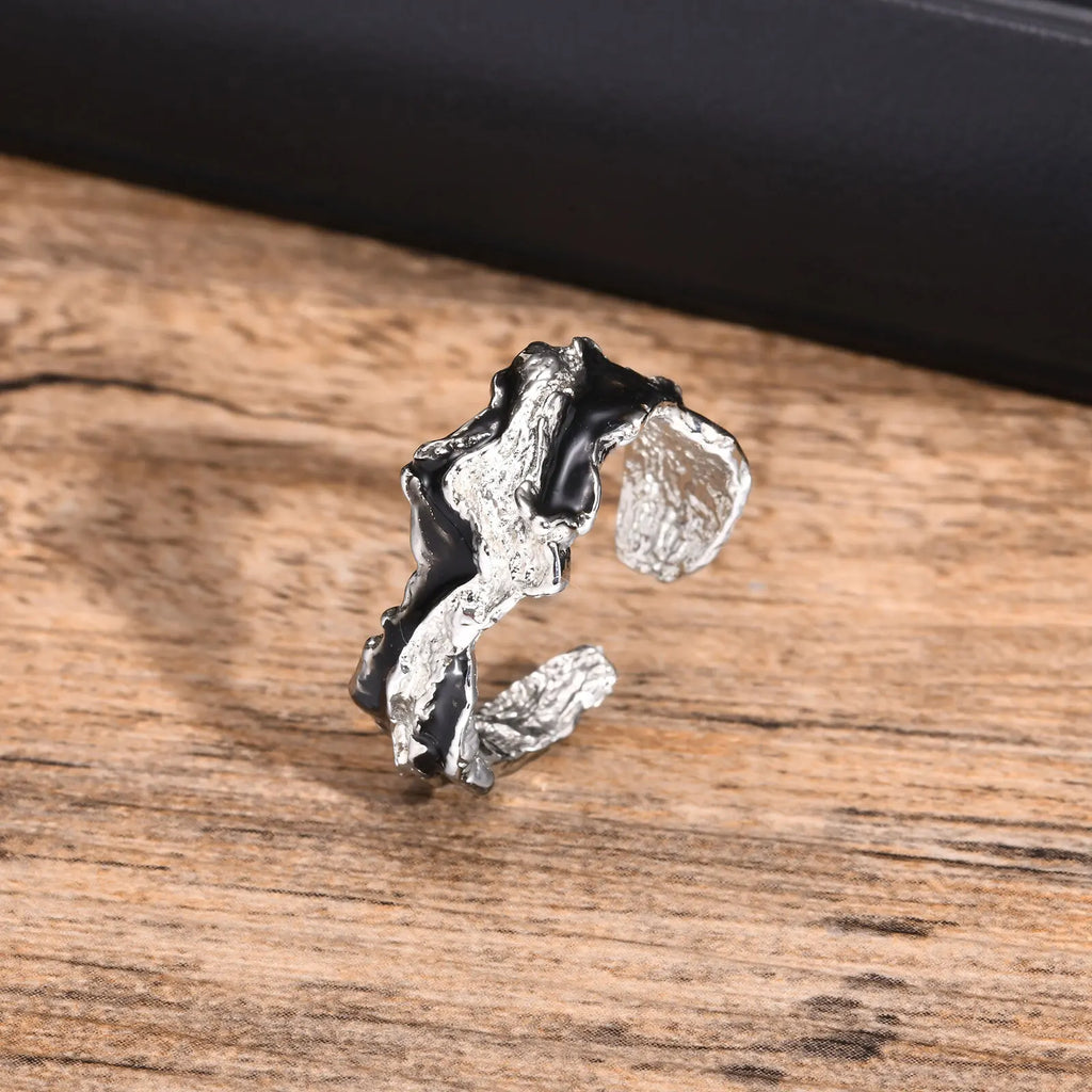 PENDRA Jorthyn Adjustable Ring