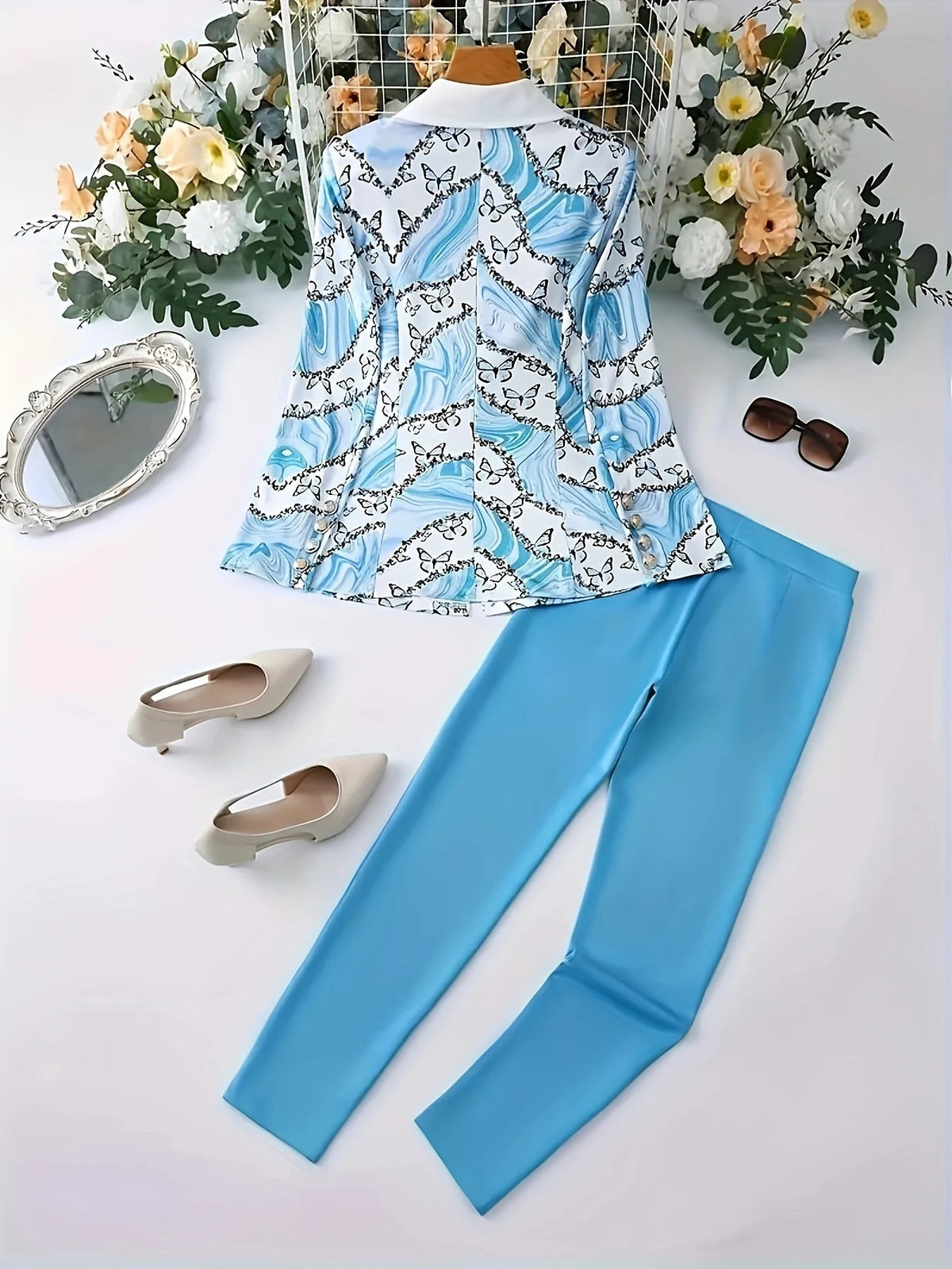 Elegant and Fashionable Two-Piece Set, Butterfly-Print Lapel, Solid Color Long-Sleeved Suit Jacket, Slim High-Waisted Pants.