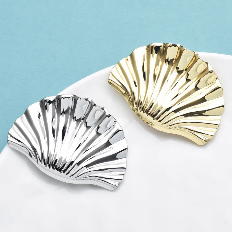 PENDRA Silver Shell Stainless Steel Brooch