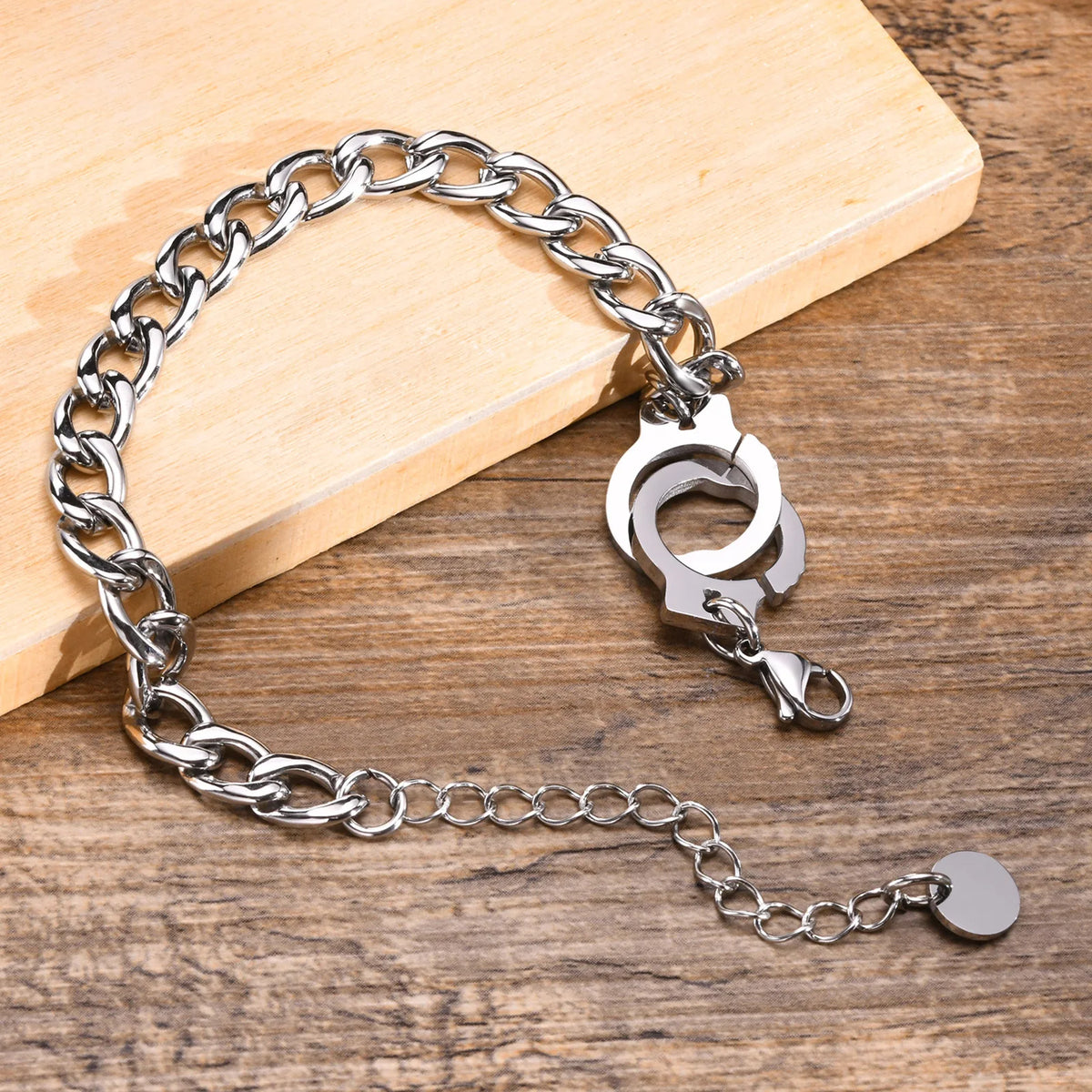 PENDRA Handcuff Chunky Bracelet