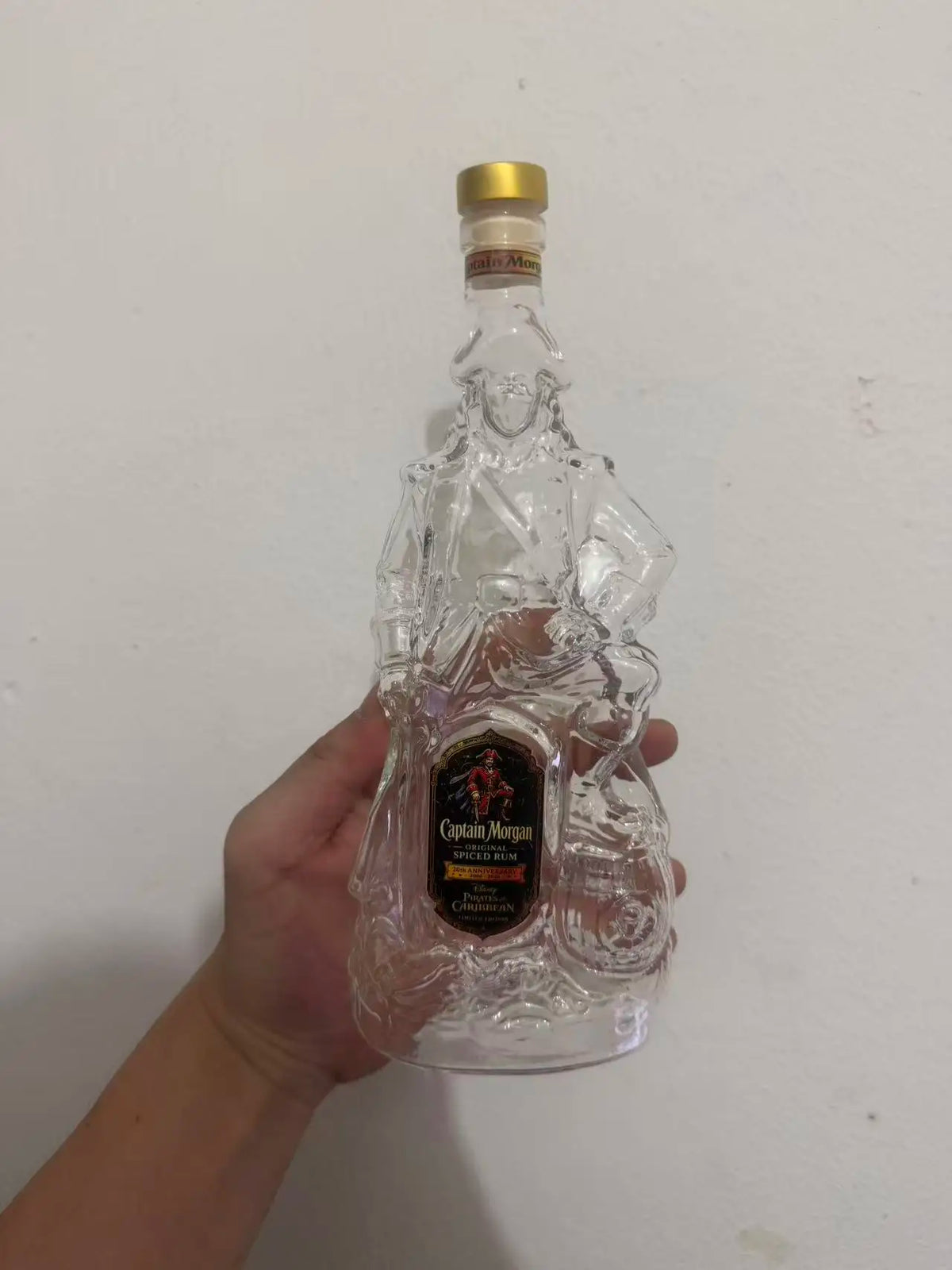 Pirate Captain Shaped Glass Decanter Unique Whiskey Liquor Bottle Barware Home Decor Collectible Drinking Gift