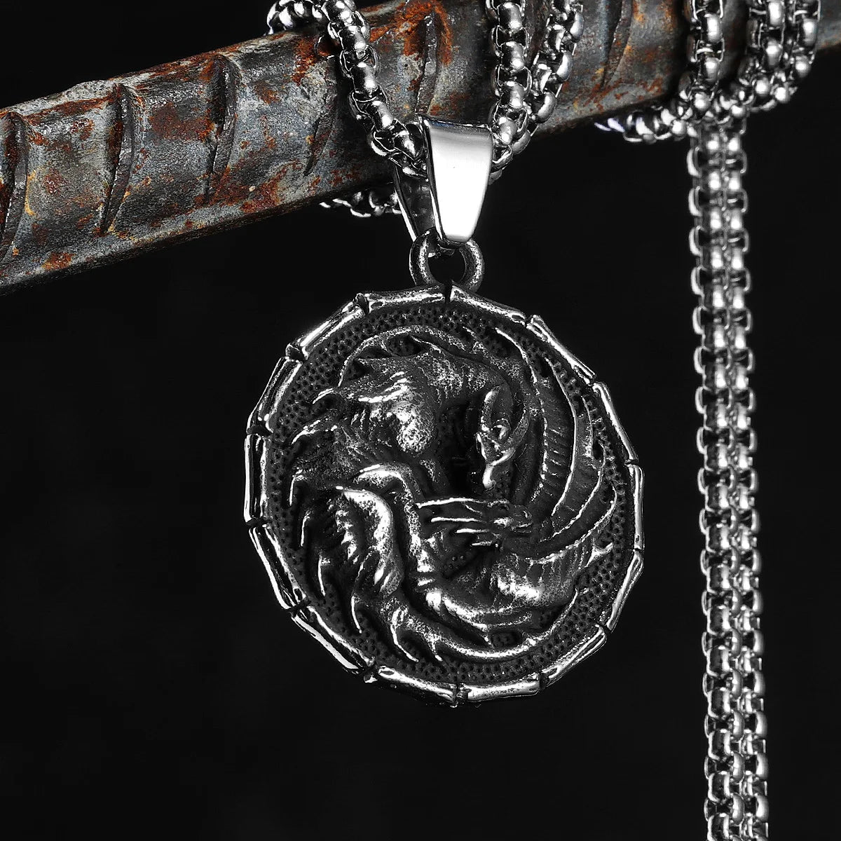 PENDRA Uliessa Dragon Motif Necklace