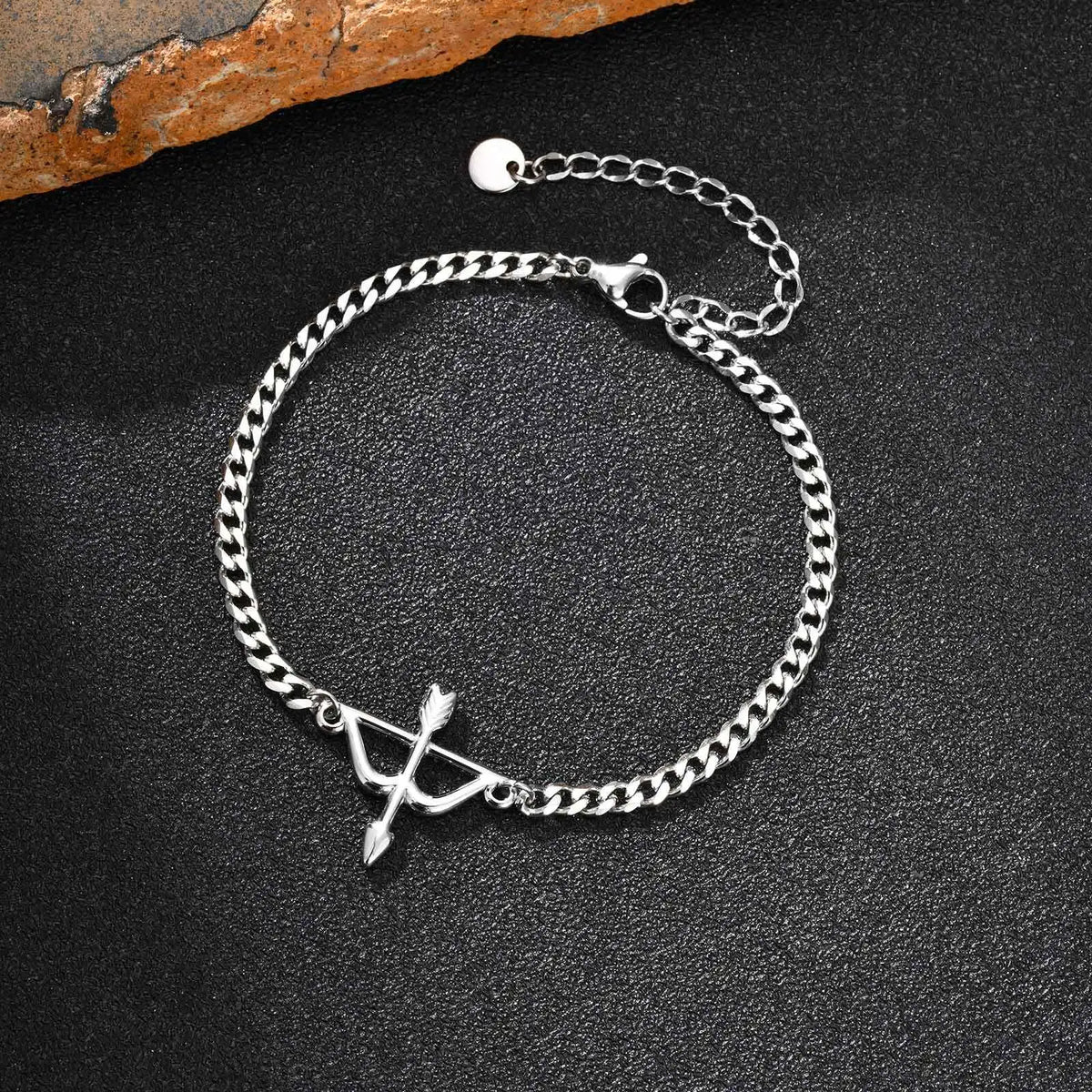 PENDRA Arrow Curb Bracelet