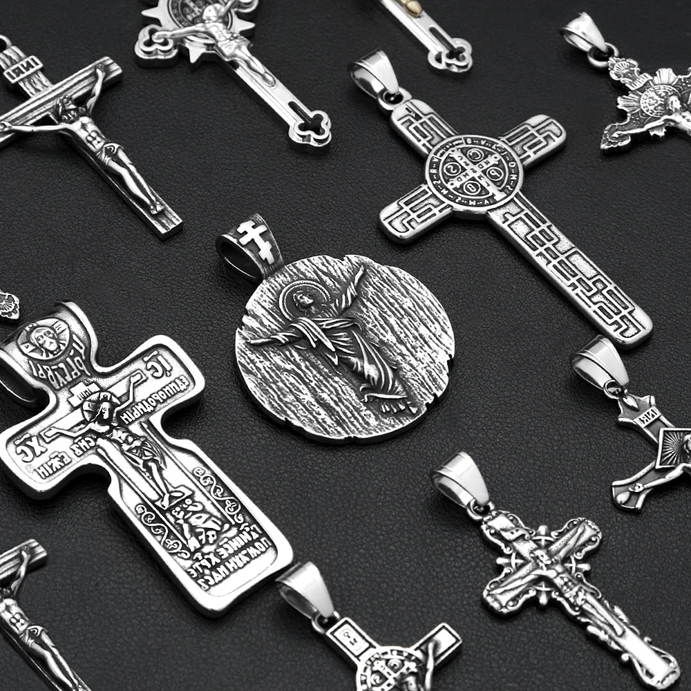 PENDRA Jesuscross Vintage Jesus Cross Pendant