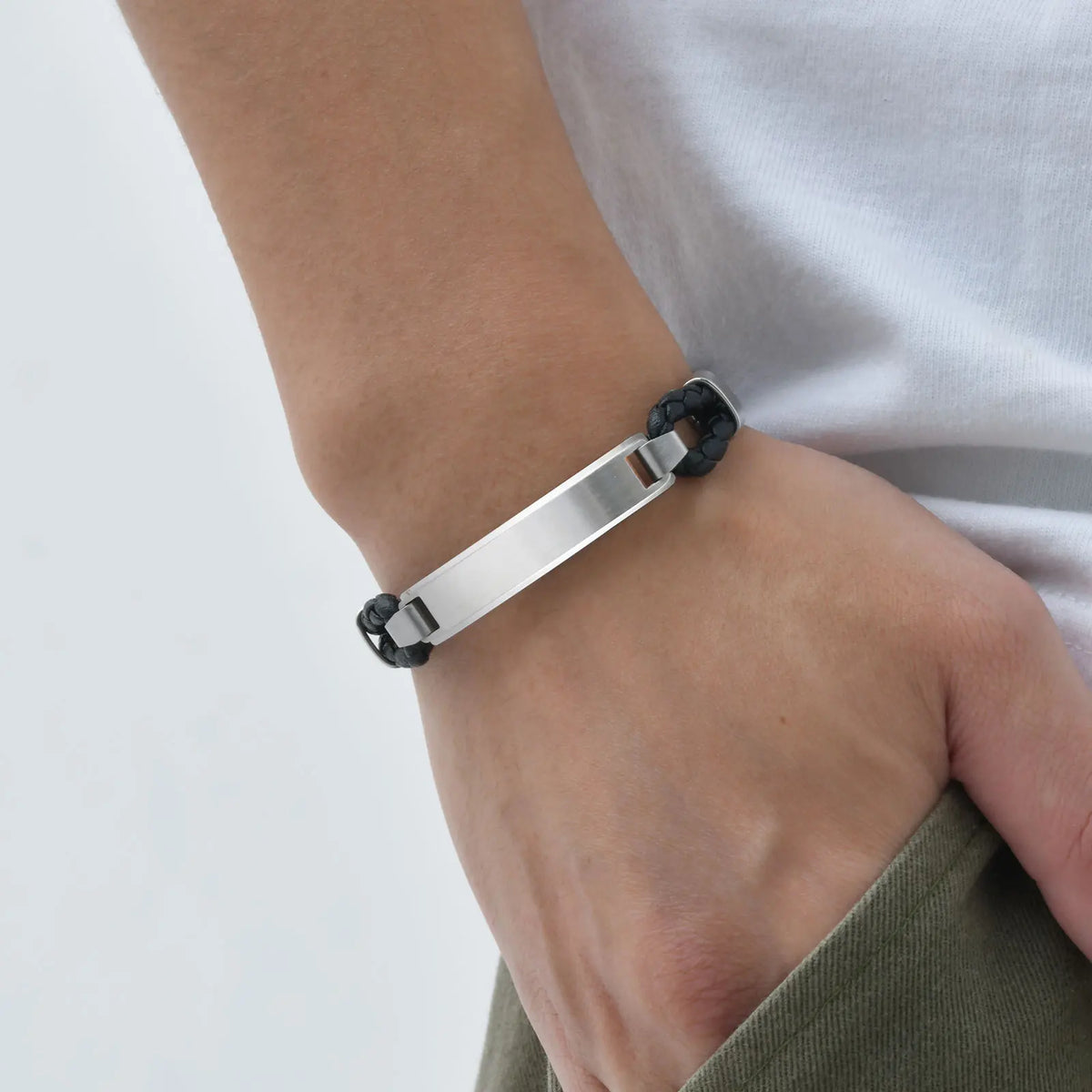 Stylsh Customized Bracelets for Men,Double Microfiber Round Leather Rope Wristband,Personalized Gentle Gifts to AHusband