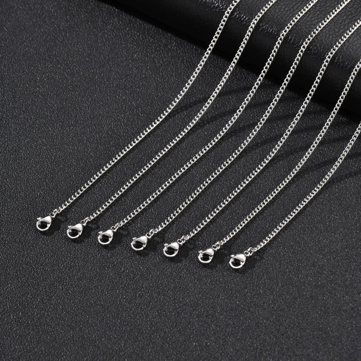 PENDRA Cuban Silver Chain Necklace