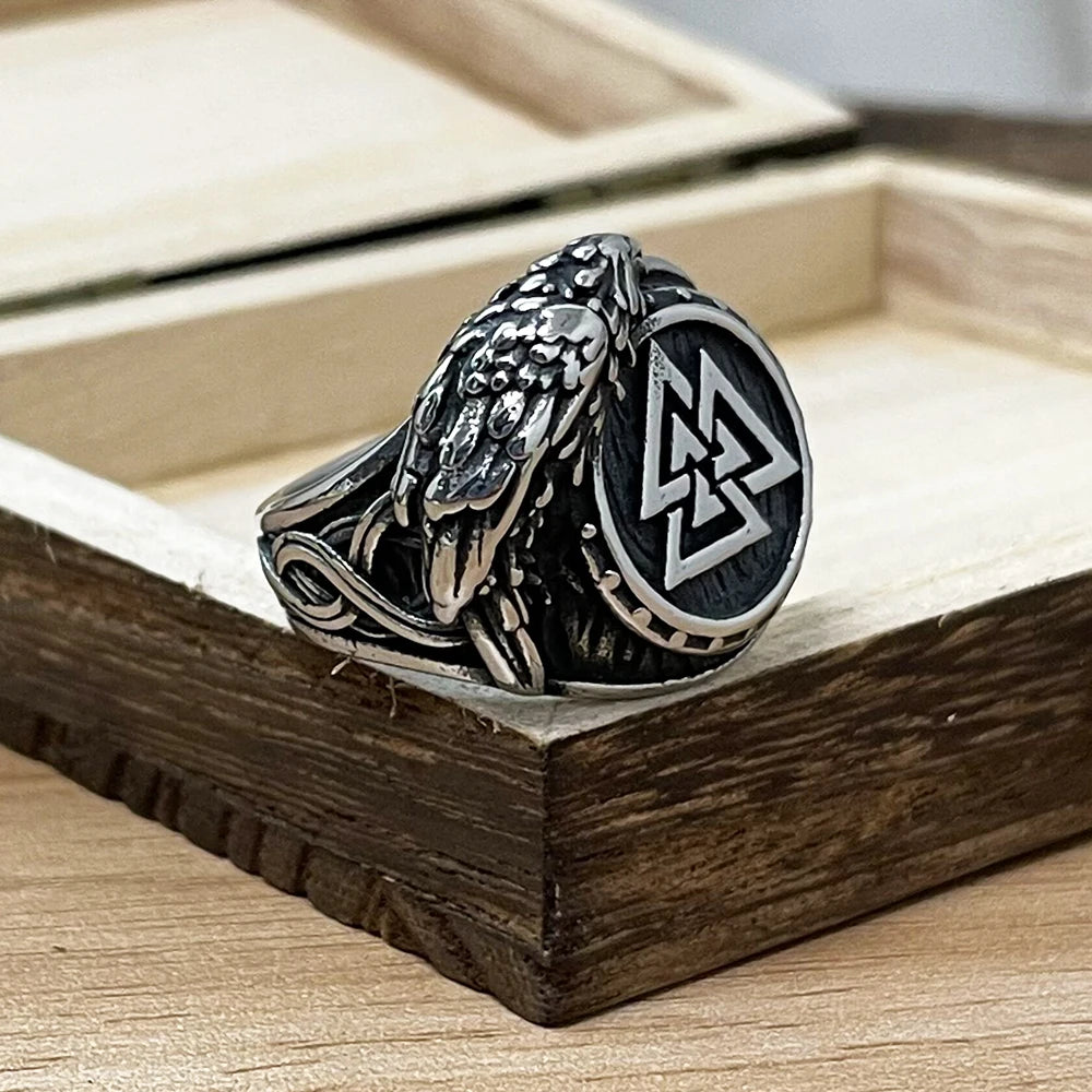 PENDRA Celtic Knot Vintage Ring