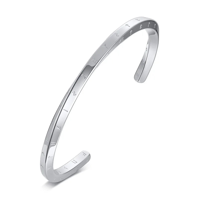 PENDRA Elivex Twisted Cuff Bracelet
