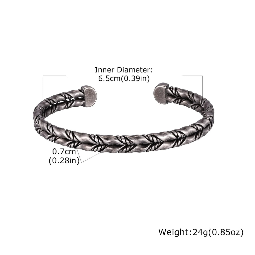 PENDRA Dravion Twisted Cuff Bracelet